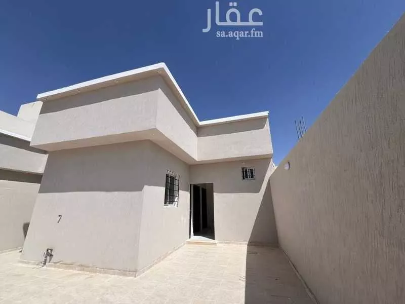 دور للبيع في الحفائر ، الدوادمي 1 صورة