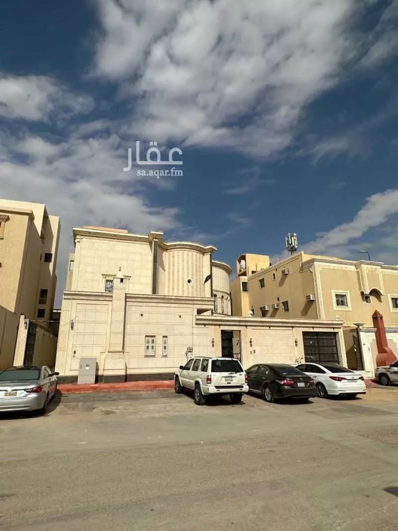 فيلا للبيع في شارع المرفق, حي ظهرة لبن, مدينة الرياض, منطقة الرياض 1 صورة