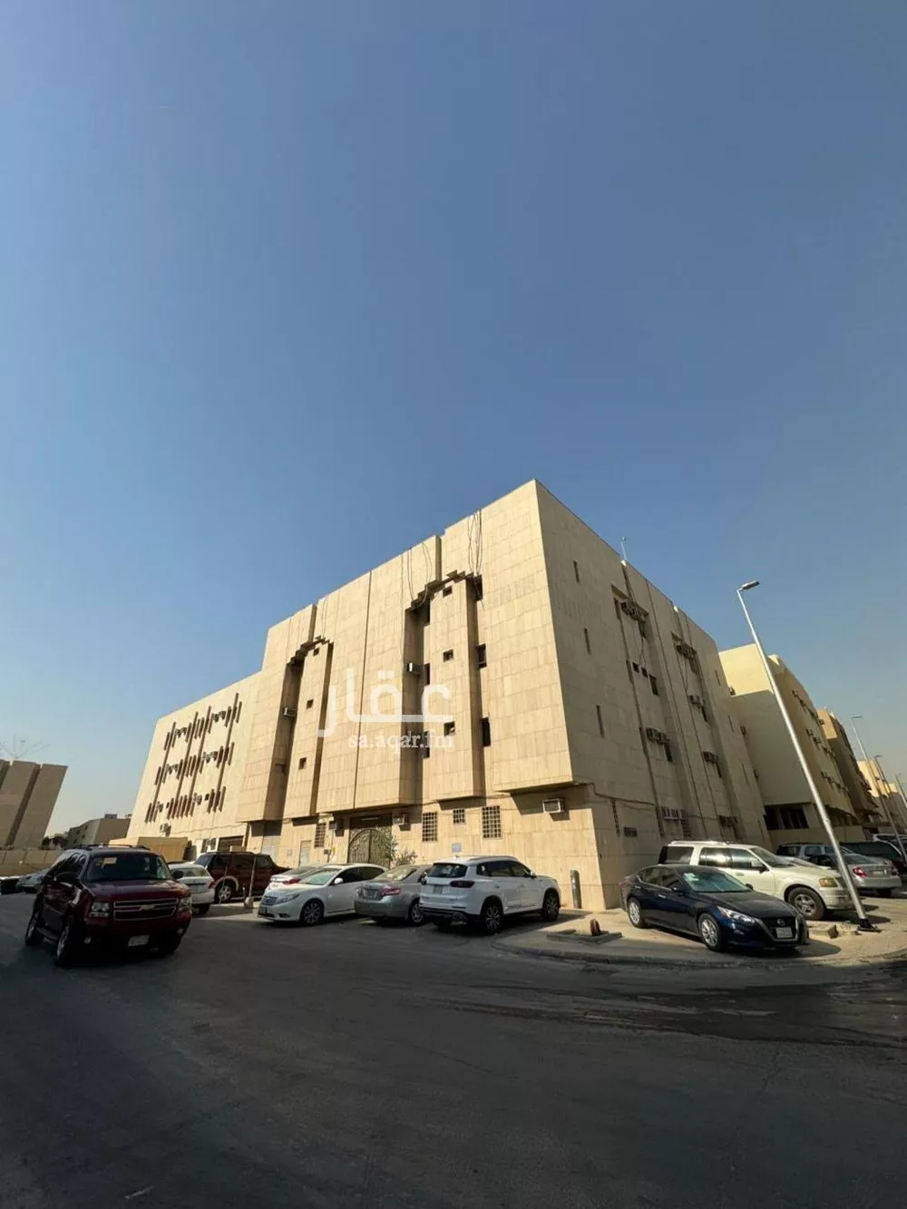 شقة للإيجار في شارع نصر بن سيار, حي الوزارات, مدينة الرياض, منطقة الرياض 1 صورة