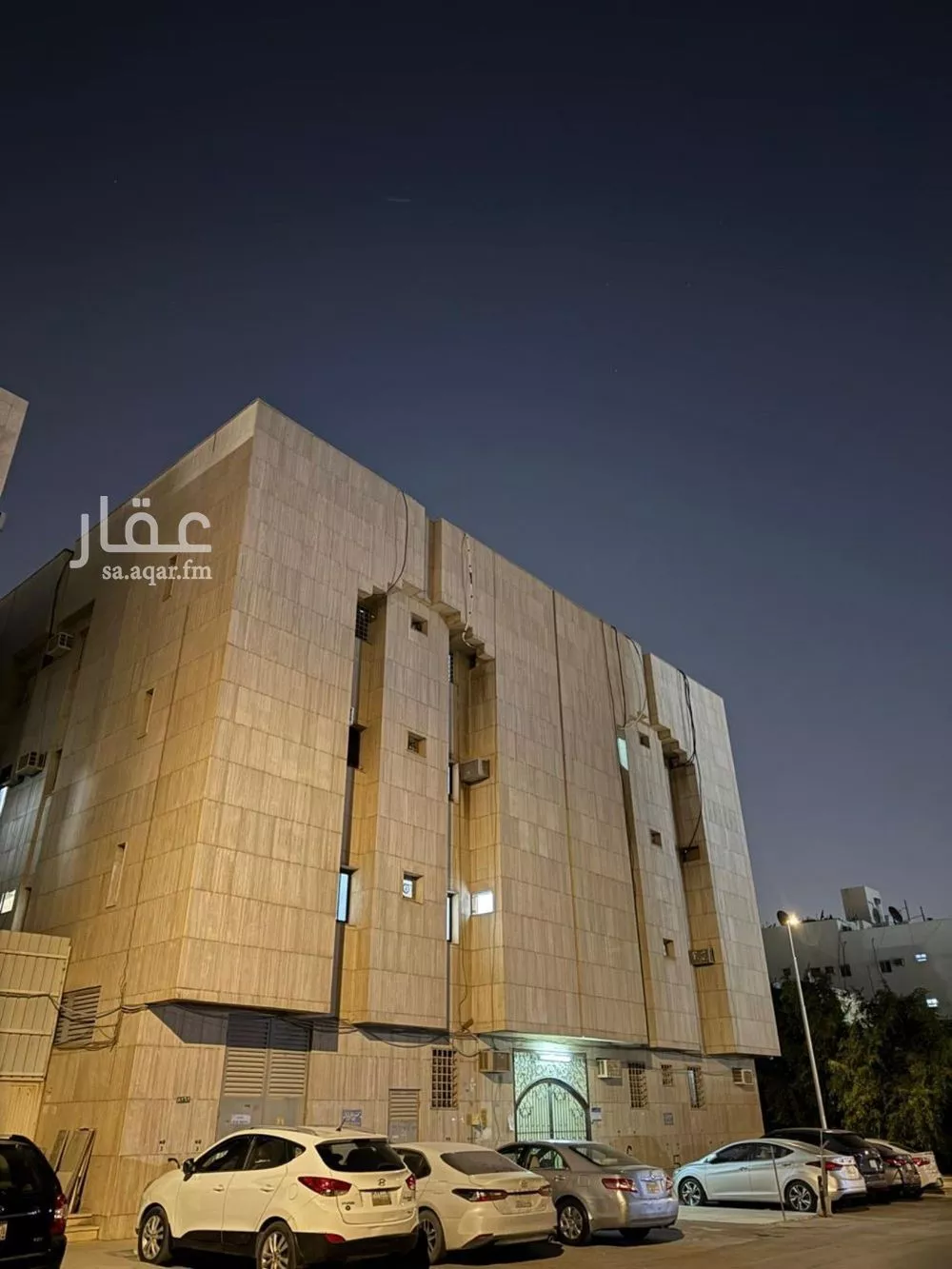 شقة للإيجار في شارع نصر بن سيار, حي الوزارات, مدينة الرياض, منطقة الرياض 1 صورة