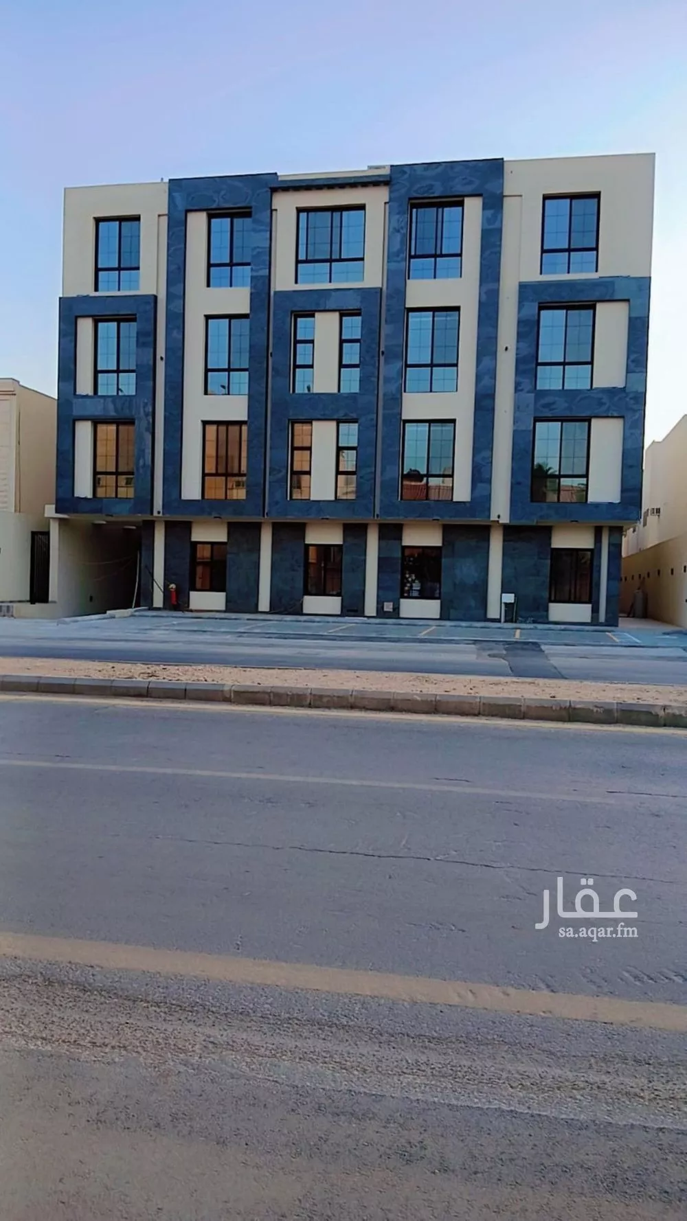 عمارة للإيجار في شارع الشيخ عبدالرزاق عفيفي, حي المروج, مدينة الرياض, منطقة الرياض 1 صورة