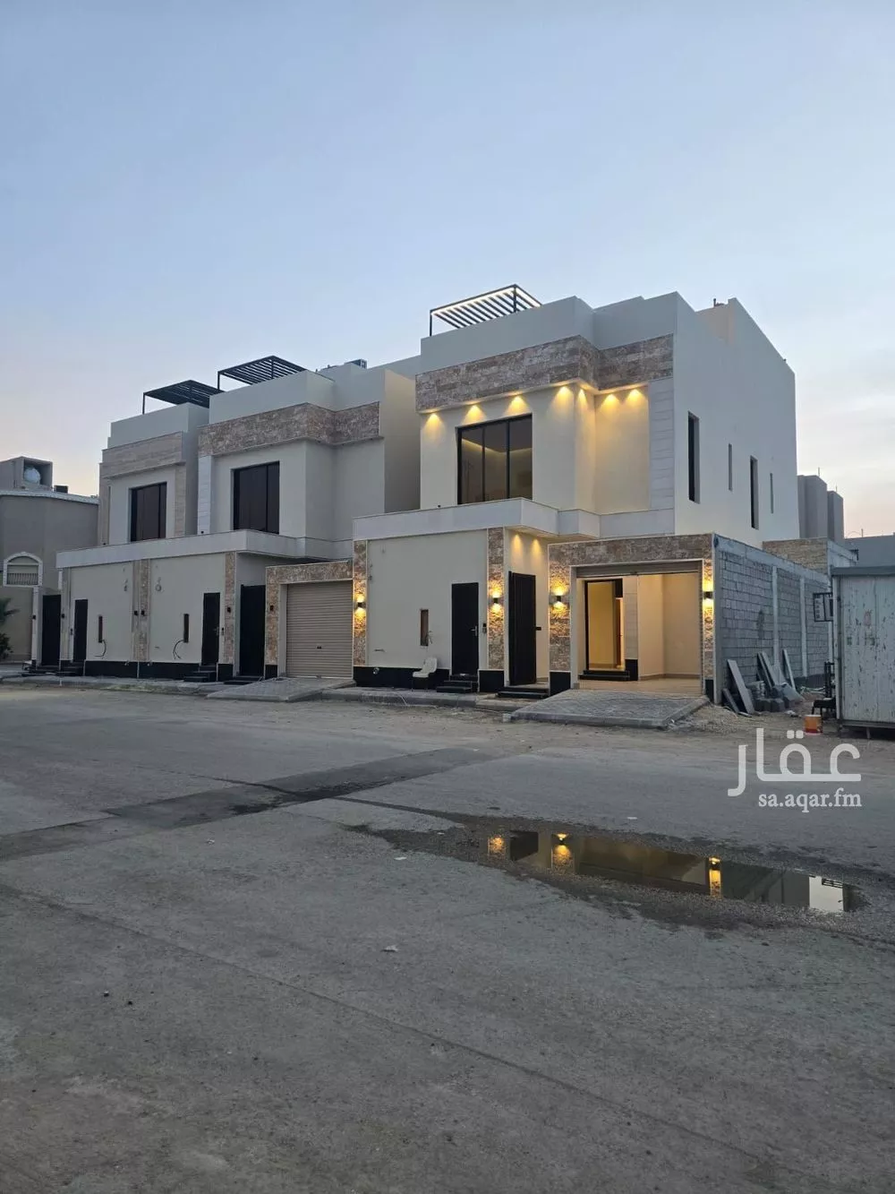 فيلا للبيع في شارع أحمد بن الصقر, حي العارض, مدينة الرياض, منطقة الرياض 1 صورة