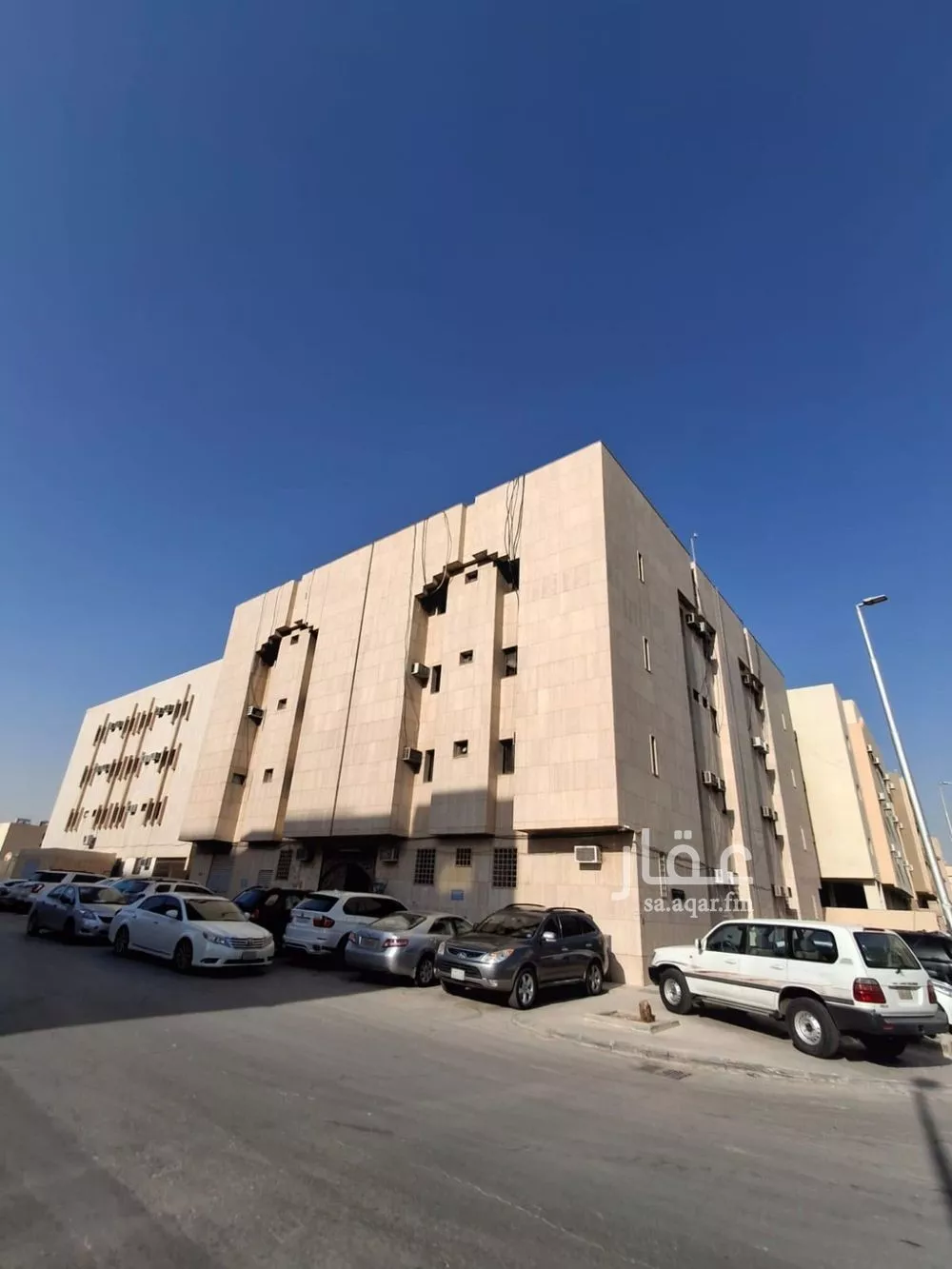 شقة للإيجار في شارع نصر بن سيار, حي الوزارات, مدينة الرياض, منطقة الرياض 1 صورة