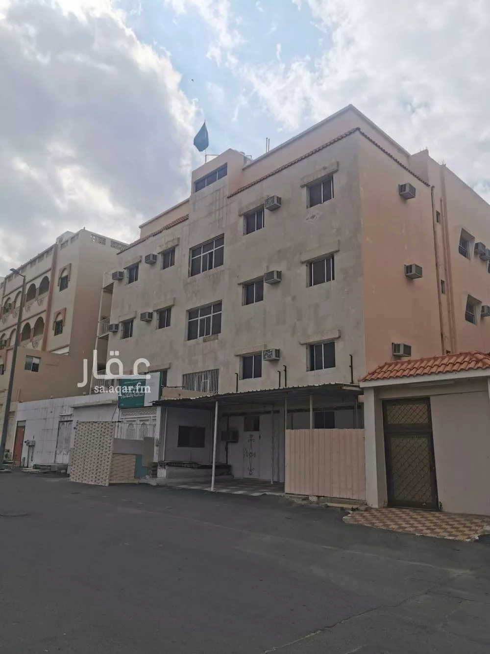 عمارة للبيع في شارع بن سويلم 6, حي بن سويلم, مدينة الطائف, منطقة مكة المكرمة 1 صورة