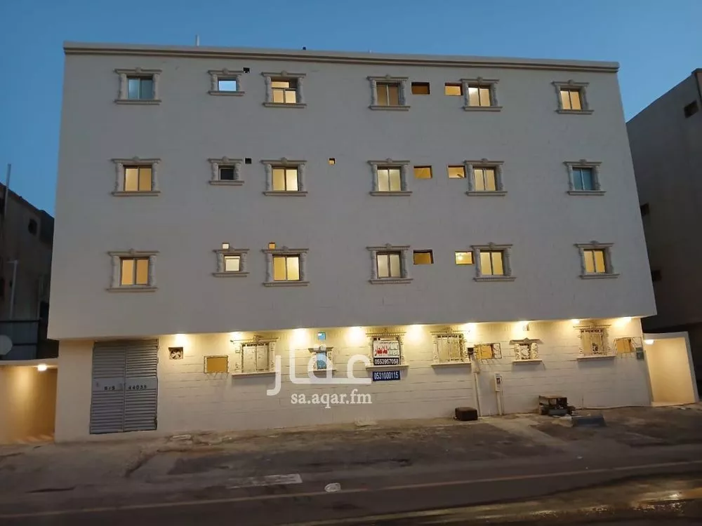 عمارة للإيجار في شارع يثرب, حي الجنادرية, مدينة الرياض, منطقة الرياض 1 صورة