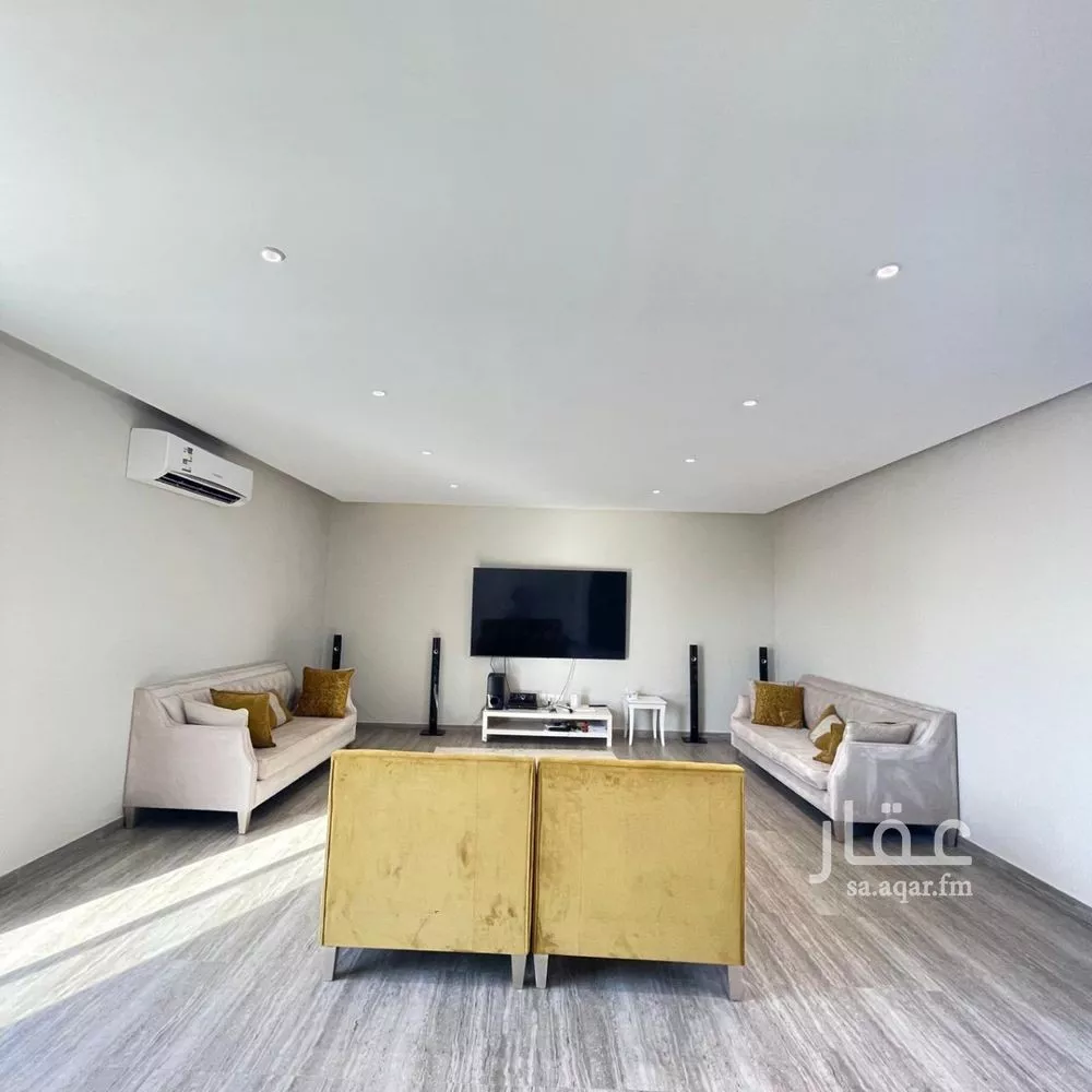 فيلا للإيجار في شارع علي بن إبراهيم, حي الرمال, مدينة الرياض, منطقة الرياض 1 صورة