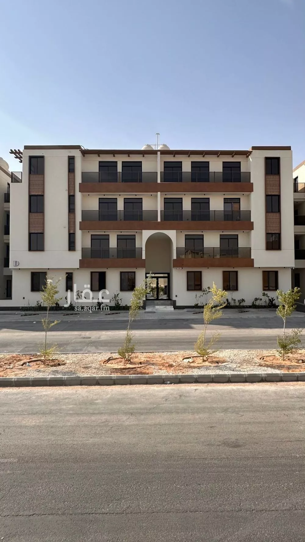 عمارة للبيع في شارع طارق بن شهاب, حي العارض, مدينة الرياض, منطقة الرياض 1 صورة