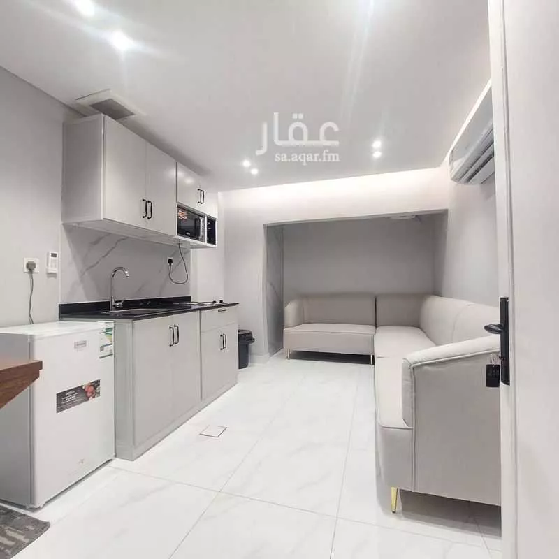 شقة للإيجار في شارع المهندس مساعد العنقري, حي الورود, مدينة الرياض, منطقة الرياض 1 صورة