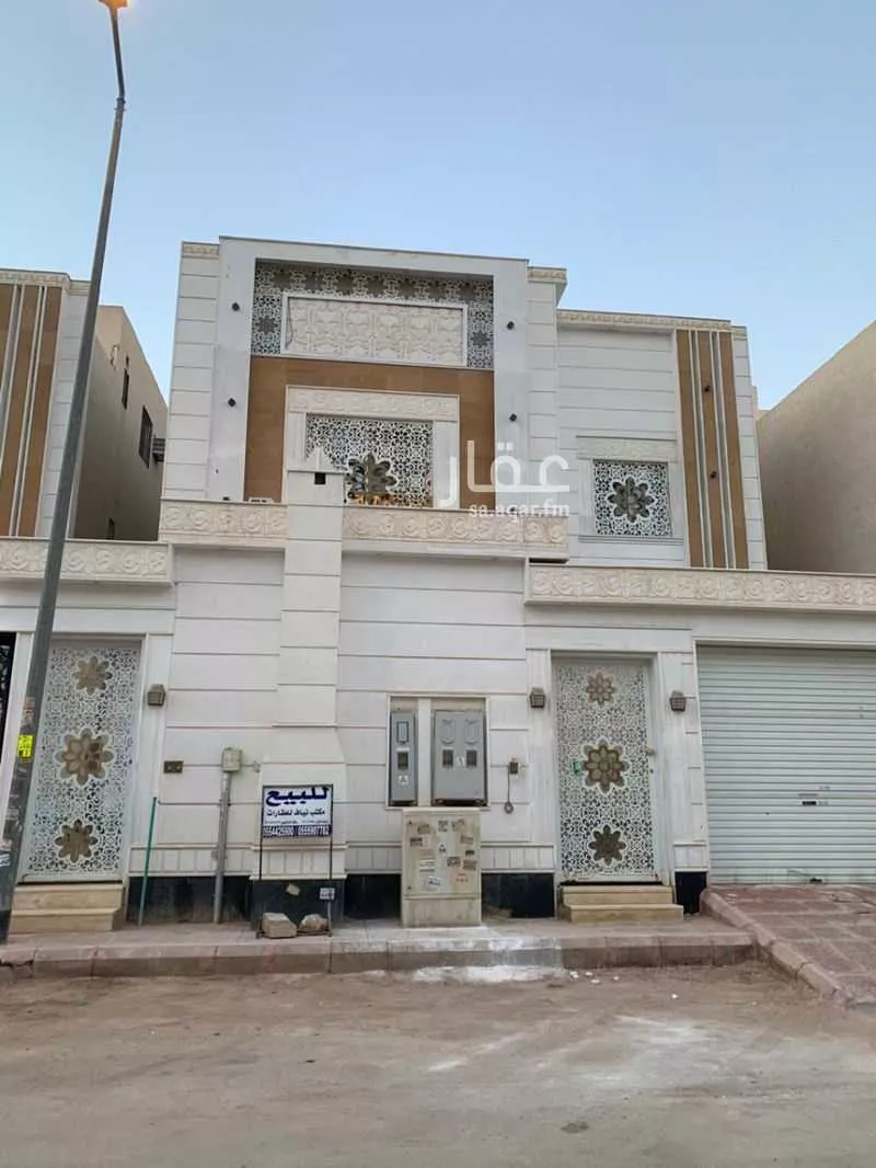 فيلا للبيع في شارع هاشم الضحياني, حي الرمال, مدينة الرياض, منطقة الرياض 1 صورة