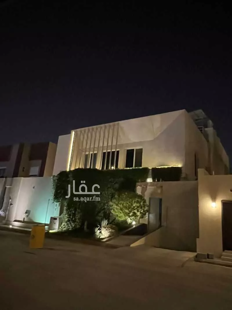 فيلا للبيع في شارع محمد العجيان, حي القيروان, مدينة الرياض, منطقة الرياض 1 صورة