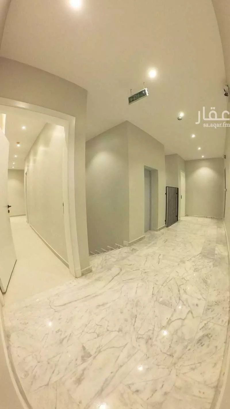 عمارة للبيع في شارع بدر المزني, حي الضباط, مدينة الرياض, منطقة الرياض 1 صورة