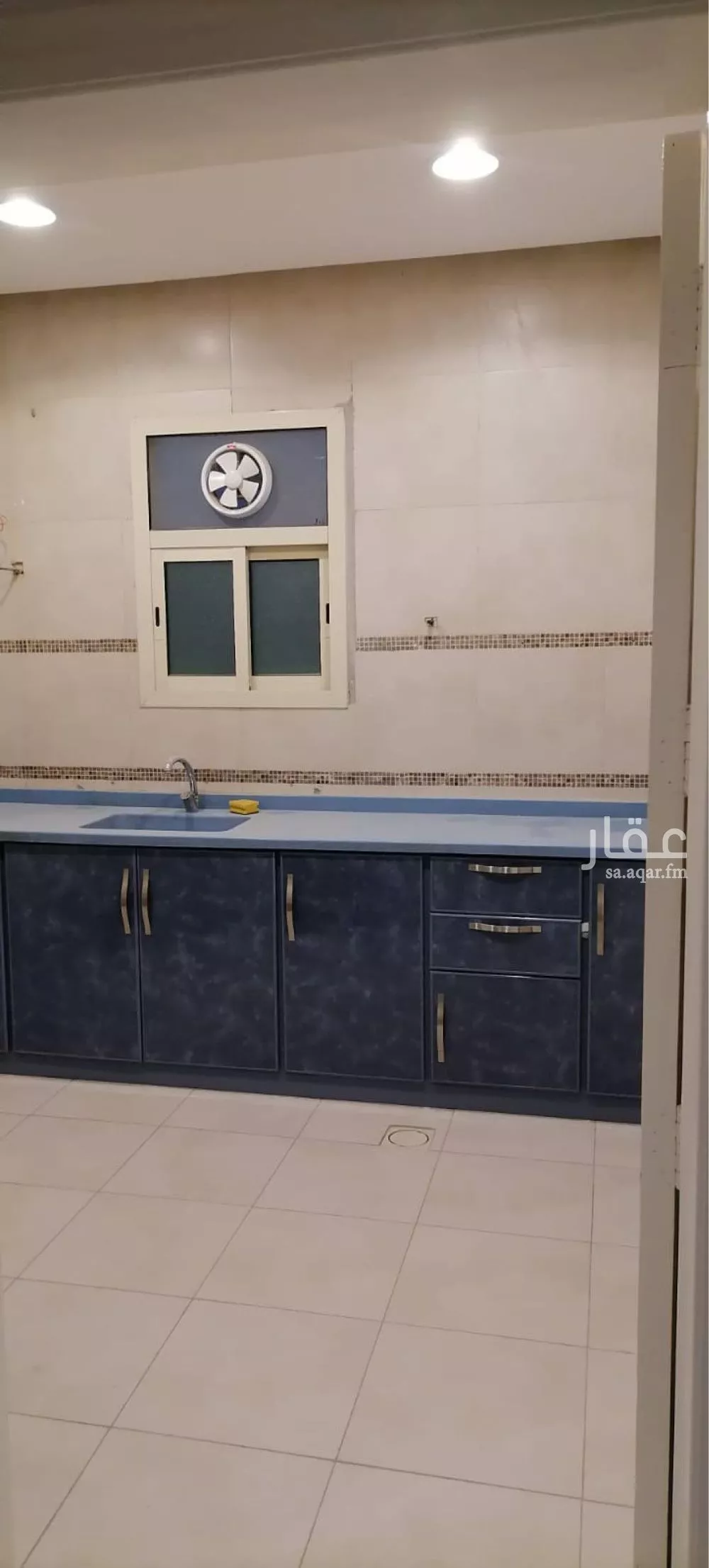 مكتب تجاري للإيجار في شارع انس بن مالك, حي الياسمين, مدينة الرياض, منطقة الرياض 1 صورة