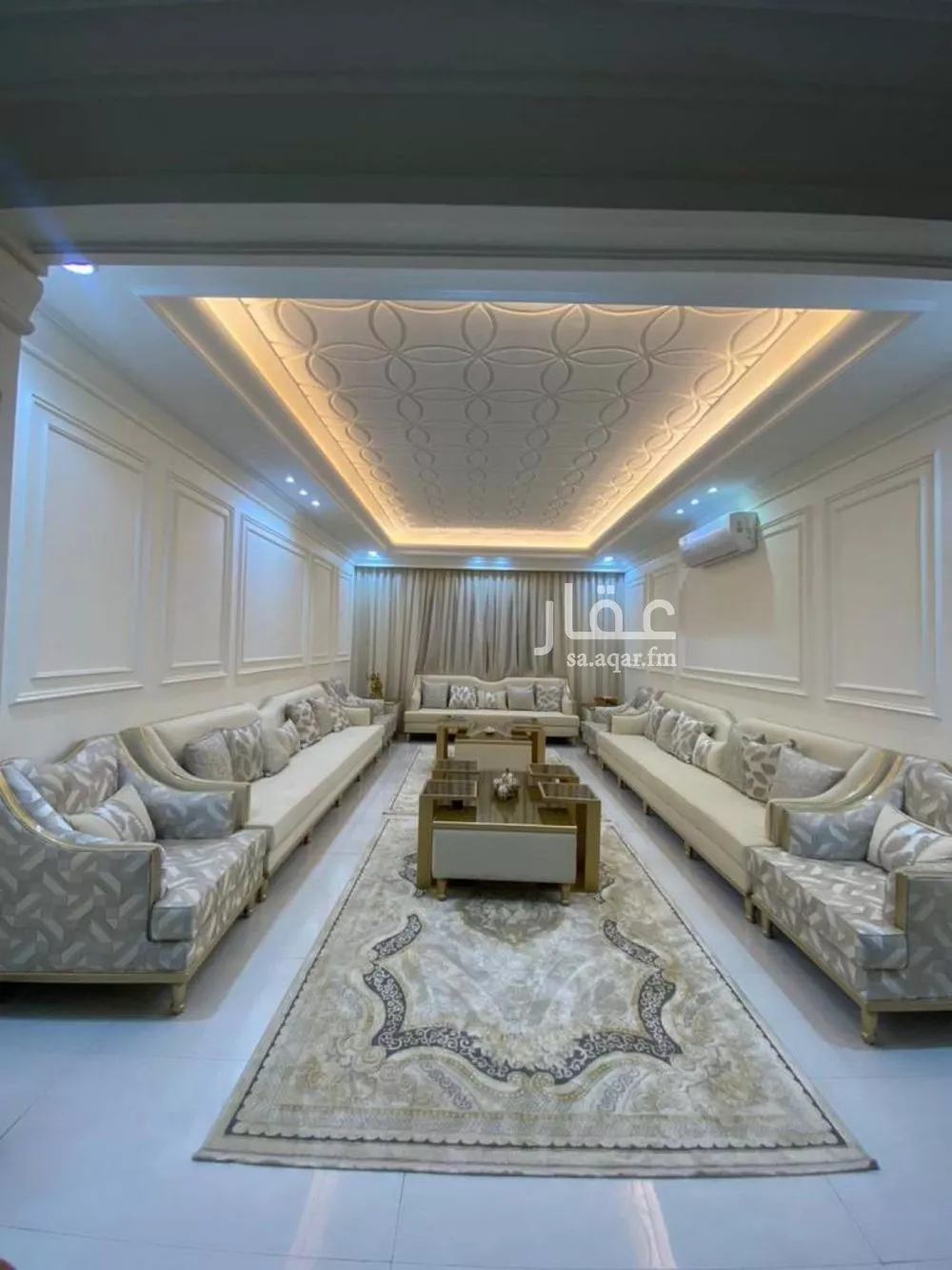 فيلا للبيع في شارع محمد بن عيسى المذجحي, حي الرمال, مدينة الرياض, منطقة الرياض 1 صورة