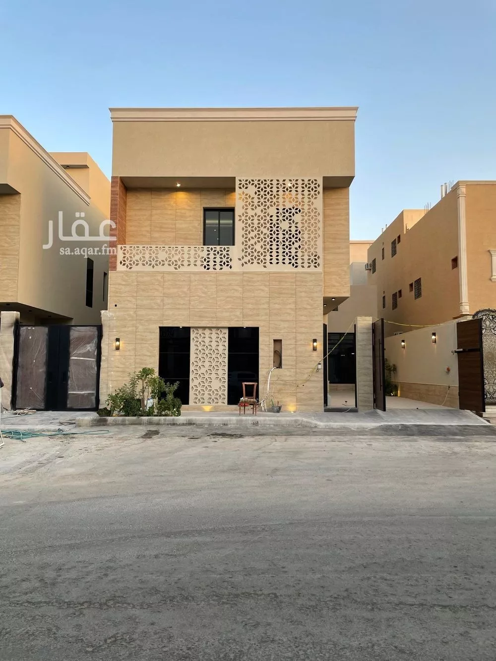 فيلا للبيع في شارع قطب الدين بن السلطان, حي المهدية, مدينة الرياض, منطقة الرياض 1 صورة