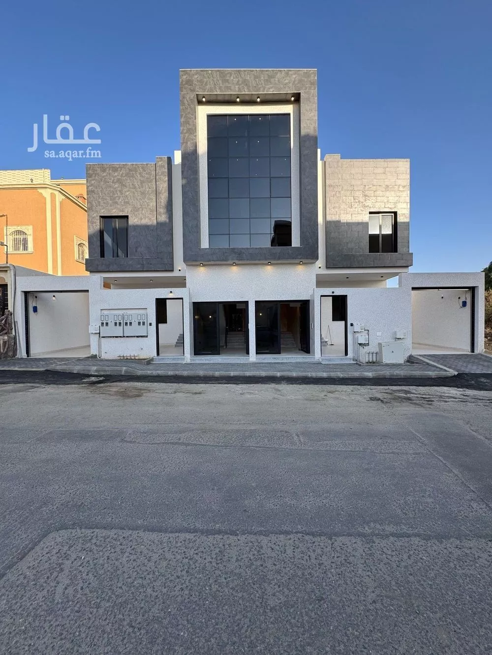 شقة للبيع في شارع الحسن الهمذاني, حي الحضارى, مدينة خميس مشيط, منطقة عسير 1 صورة
