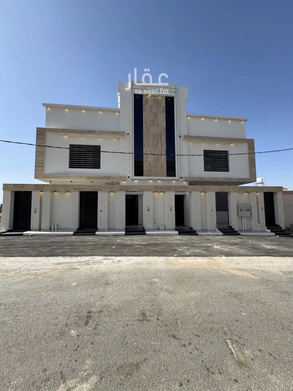 فيلا للبيع في شارع التين, حي العقيق, مدينة ابها, منطقة عسير 1 صورة