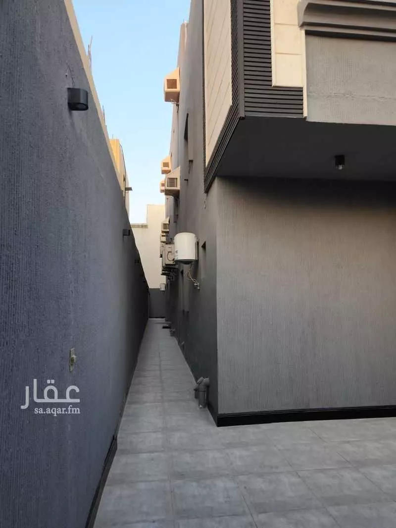 فيلا للبيع في شارع بجاد بن قيس, حي طيبة, مدينة الدمام, المنطقة الشرقية 1 صورة