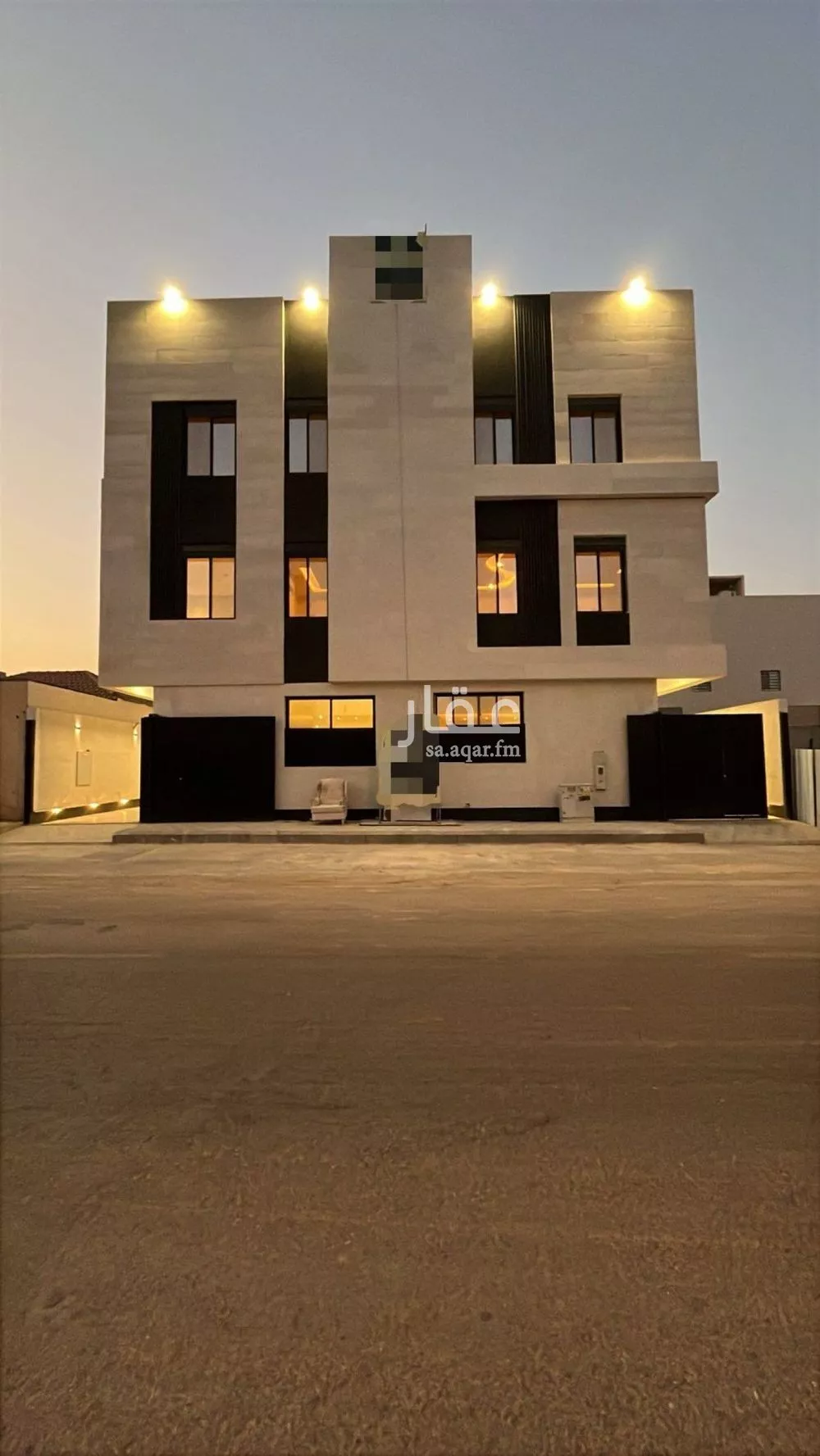 فيلا للبيع في شارع شهيد الدين ثم الوطن هشام سعد ناصر جميعه, حي المهدية, مدينة الرياض, منطقة الرياض 1 صورة