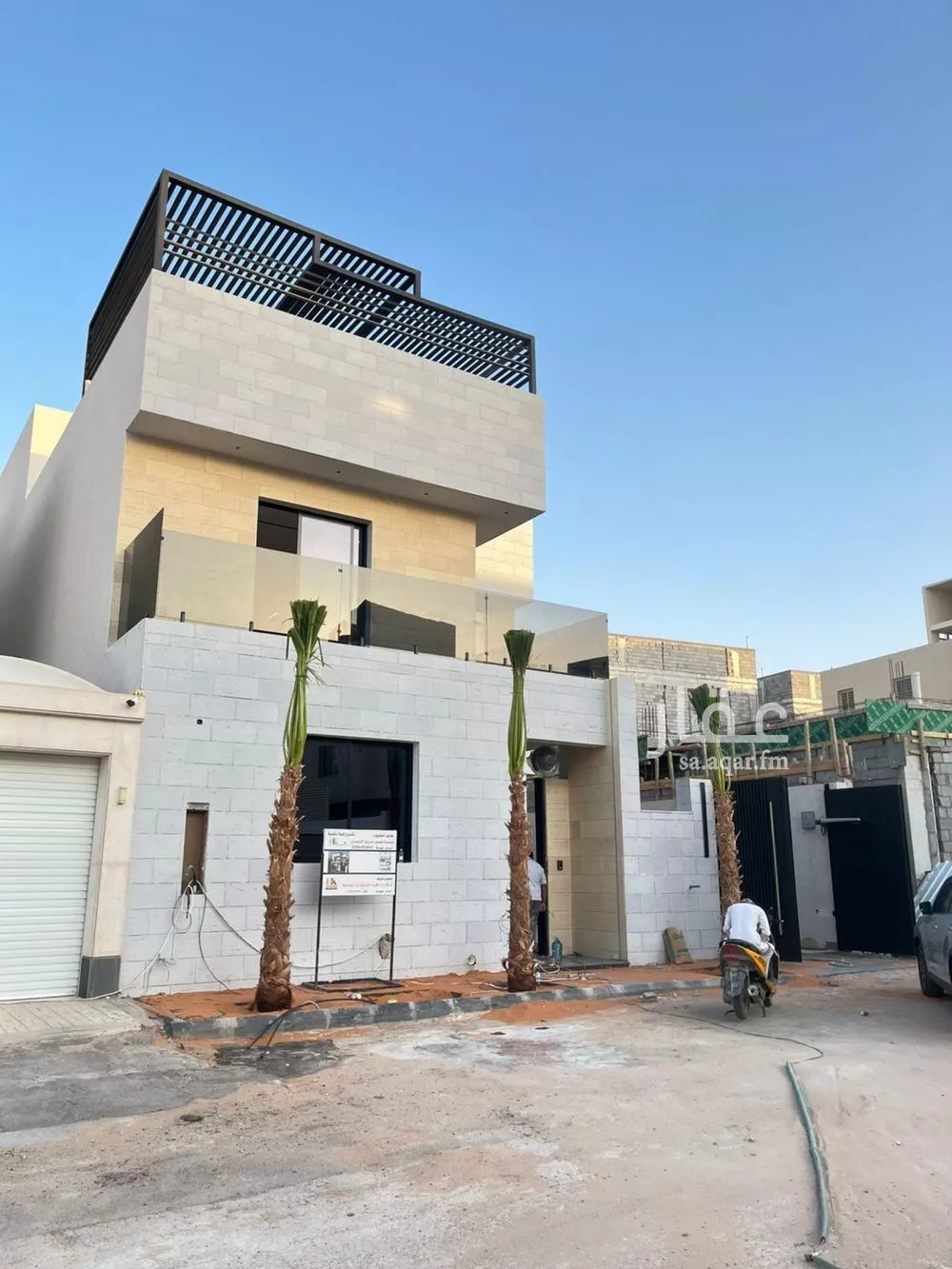 فيلا للبيع في شارع عبدالله السعدي, حي المهدية, مدينة الرياض, منطقة الرياض 1 صورة
