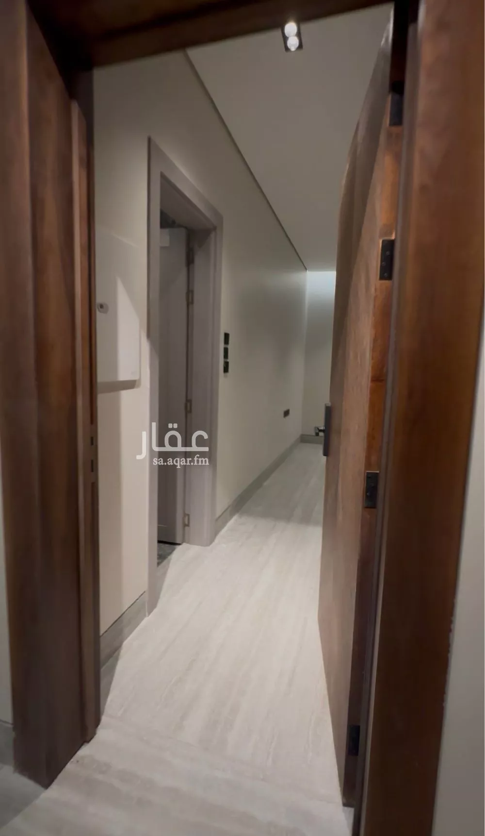 عمارة للإيجار في شارع عبدالملك بن عباس, حي المهدية, مدينة الرياض, منطقة الرياض 1 صورة