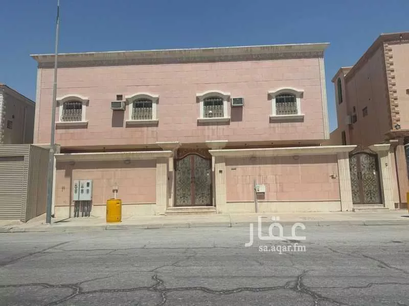 عمارة للبيع في شارع صلاح الدين الايوبي ، حي الاندلس ، بقيق ، بقيق 1 صورة