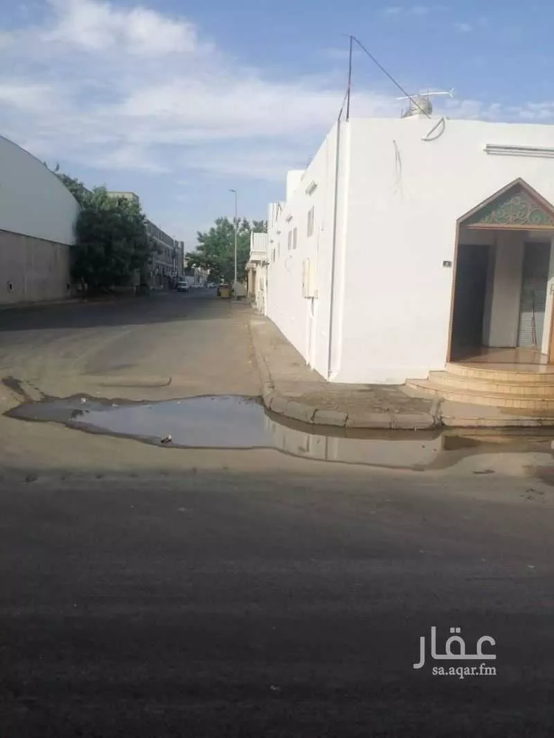 أرض للبيع في شارع 2703252, حي صاغر, مدينة نجران, منطقة نجران 1 صورة