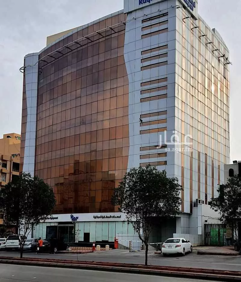 عمارة للبيع في شارع الامير عبدالعزيز بن مساعد بن جلوي, حي المربع, مدينة الرياض, منطقة الرياض 1 صورة