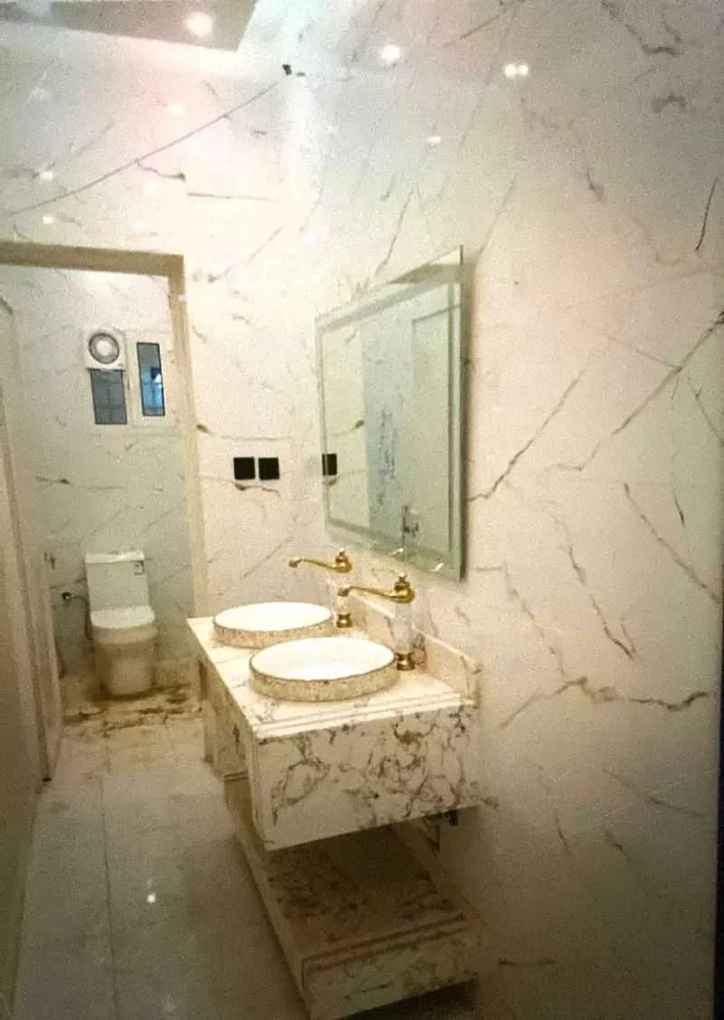 شقة للبيع في شارع البحيرات المره, حي العسيله, مدينة العسيله, منطقة جازان 1 صورة