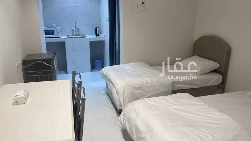 عمارة للبيع في شارع عبدالرحيم ابن عبدالرحمن المحاربي ، حي الجمعة ، المدينة المنورة ، منطقة المدينة المنورة 1 صورة