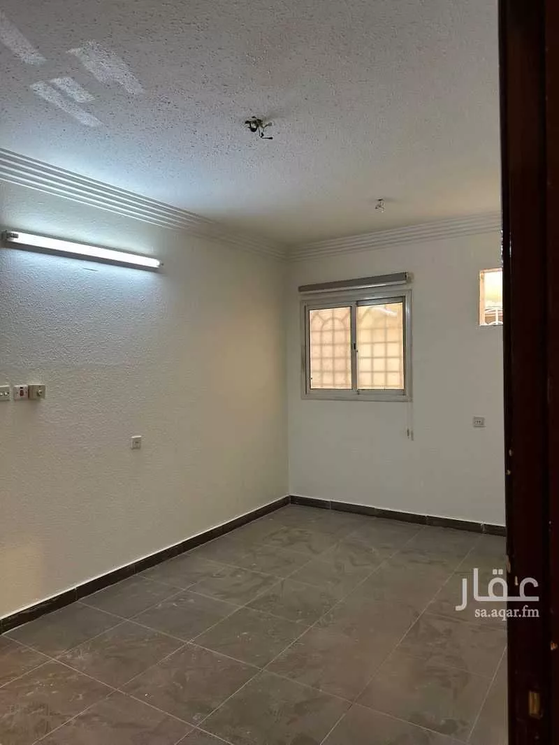 شقة للإيجار في شارع الشيخ عبدالعزيز بن محمد بن علي, حي ظهرة البديعة, مدينة الرياض, منطقة الرياض 1 صورة