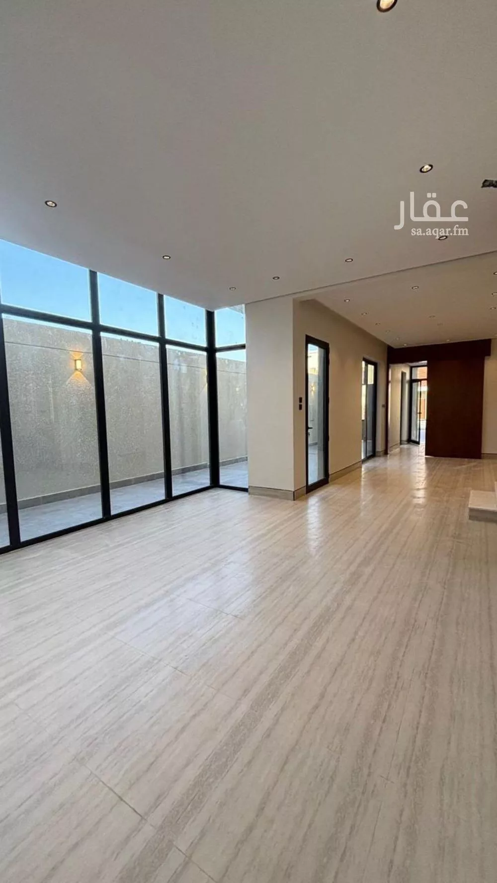 فيلا للبيع في شارع ابن المهاجر, حي المهدية, مدينة الرياض, منطقة الرياض 1 صورة