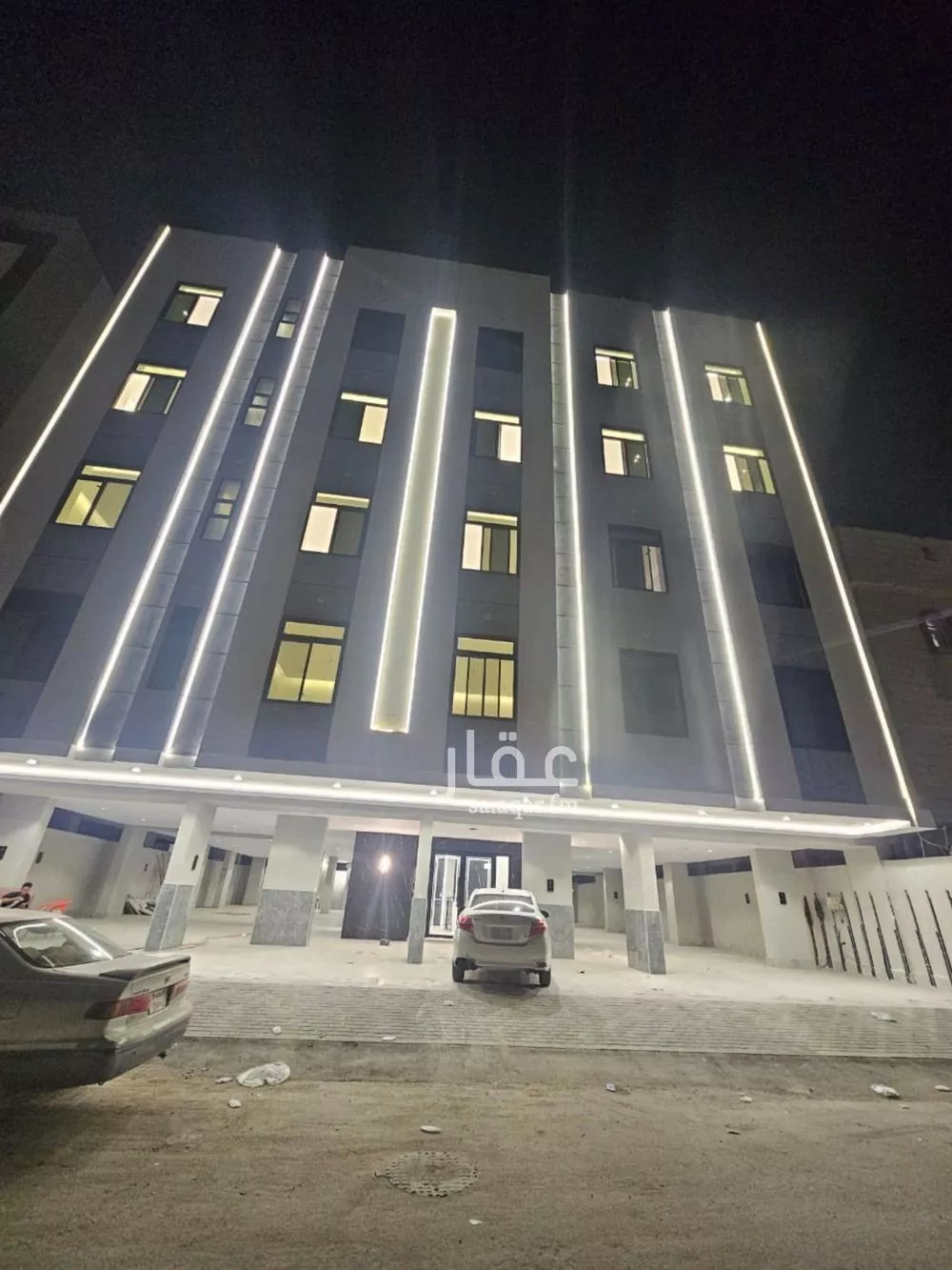 شقة للبيع في شارع العكرش, حي النزهة, مدينة جدة, منطقة مكة المكرمة 1 صورة