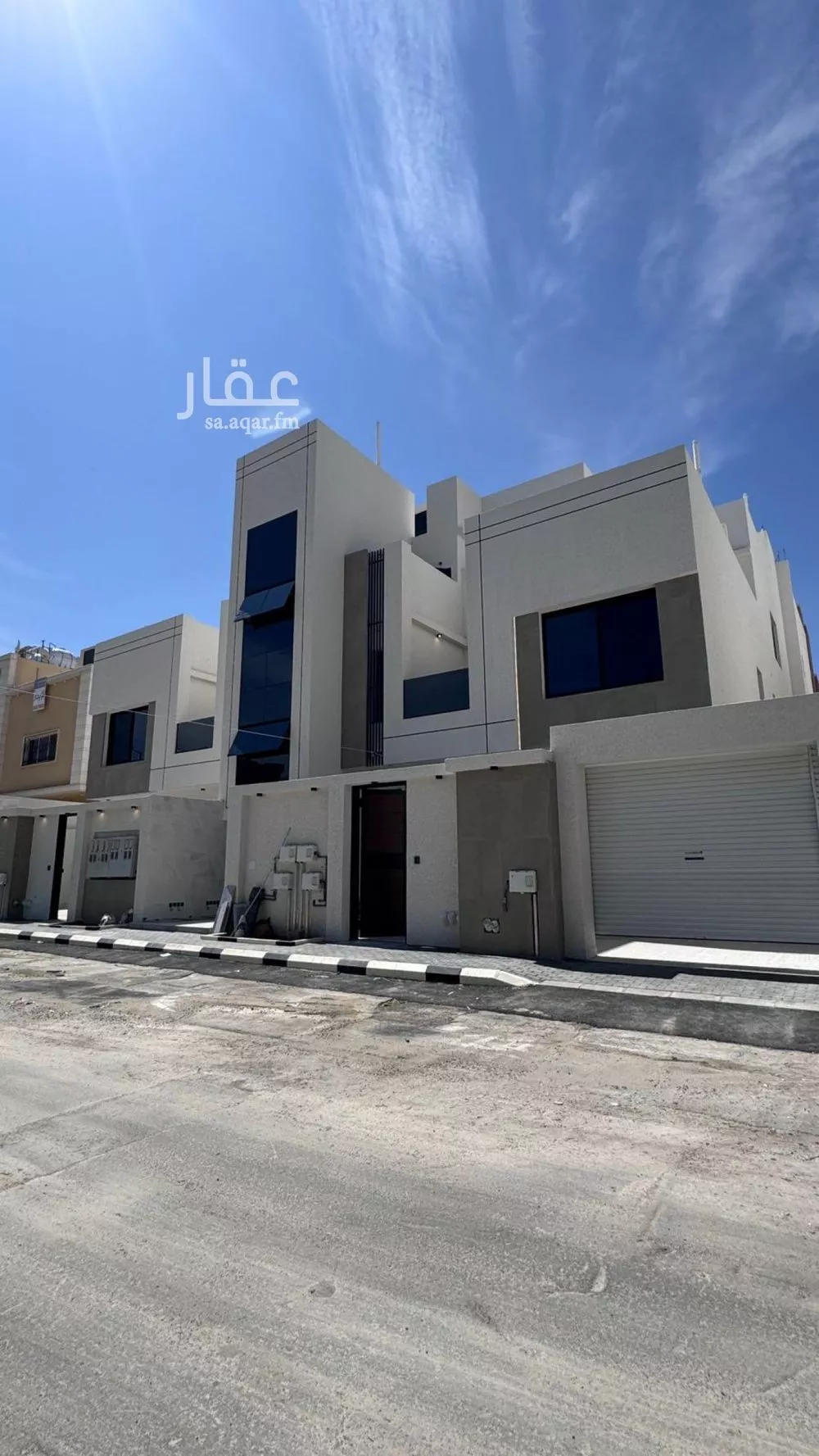 شقة للبيع في شارع حطين, حي البديع, مدينة ابها, منطقة عسير 1 صورة