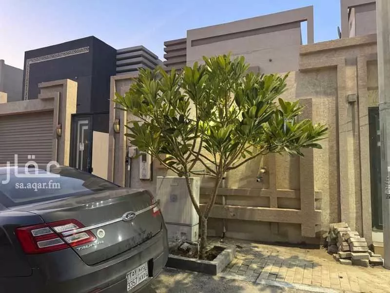 فيلا للبيع في شارع الاحرار, حي الشعلة, مدينة الدمام, المنطقة الشرقية 1 صورة