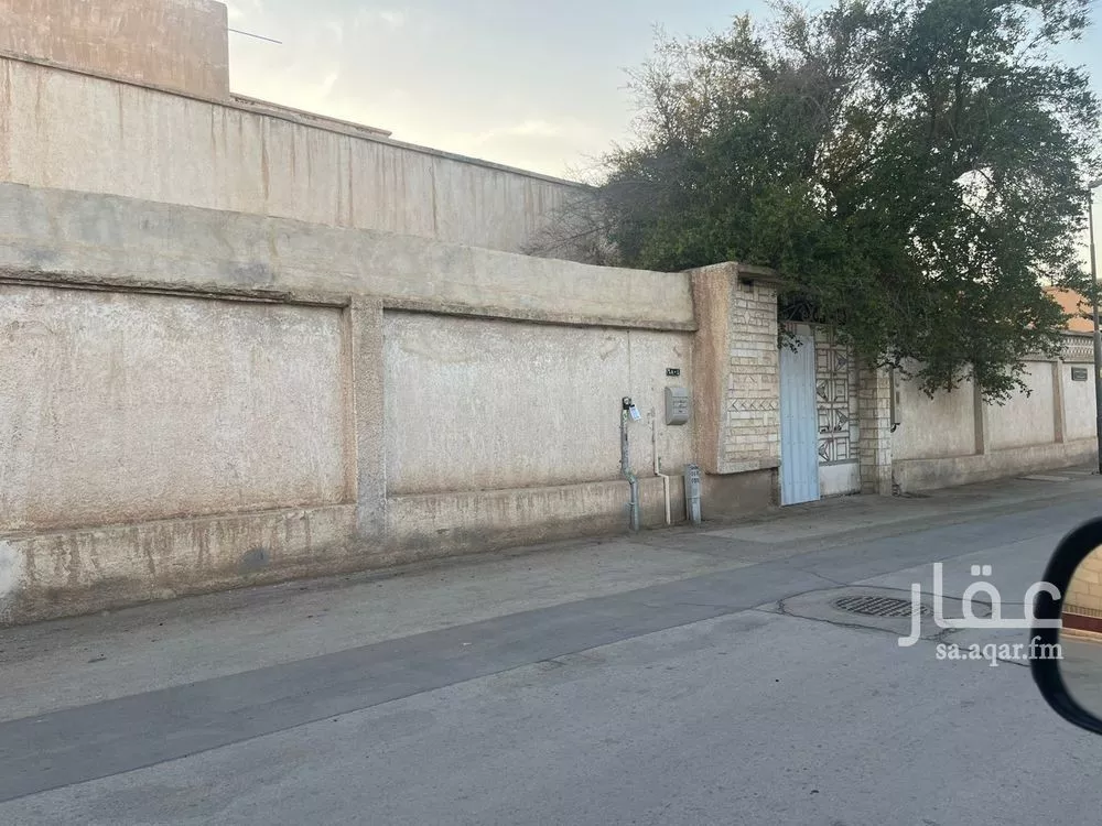 فيلا للبيع في شارع دغيثر, حي البديعة, مدينة الرياض, منطقة الرياض 1 صورة