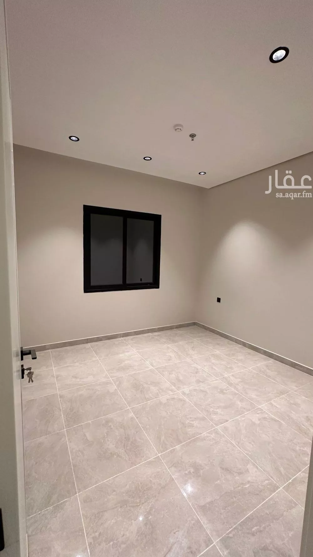 شقة للبيع في شارع النعيرية, حي الحمراء, مدينة الخبر, المنطقة الشرقية 1 صورة