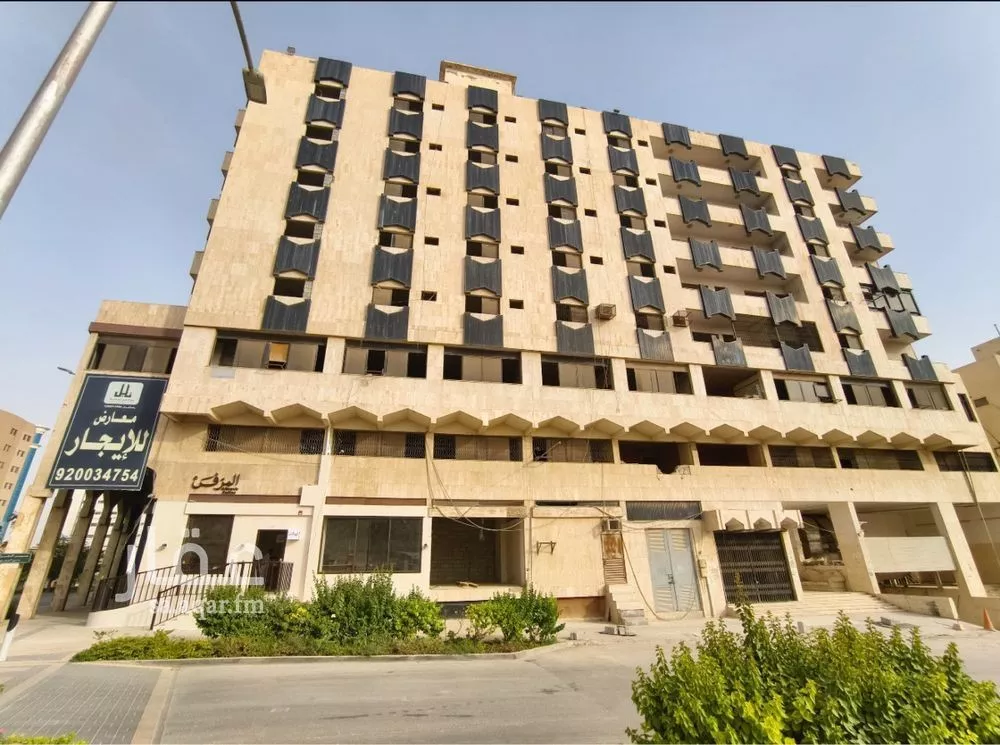 محل للإيجار في شارع الفراوي, حي المربع, مدينة الرياض, منطقة الرياض 1 صورة