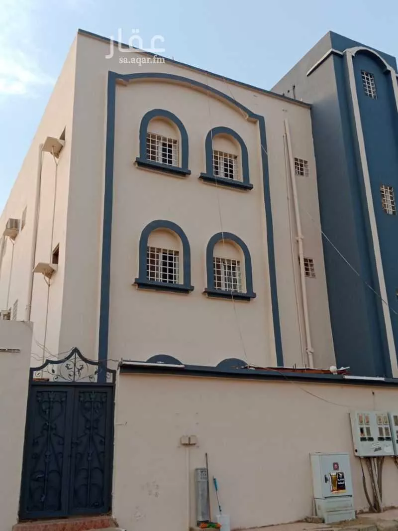عمارة للبيع في شارع صبياء 656, حي النهضة, مدينة صبياء, منطقة جازان 1 صورة