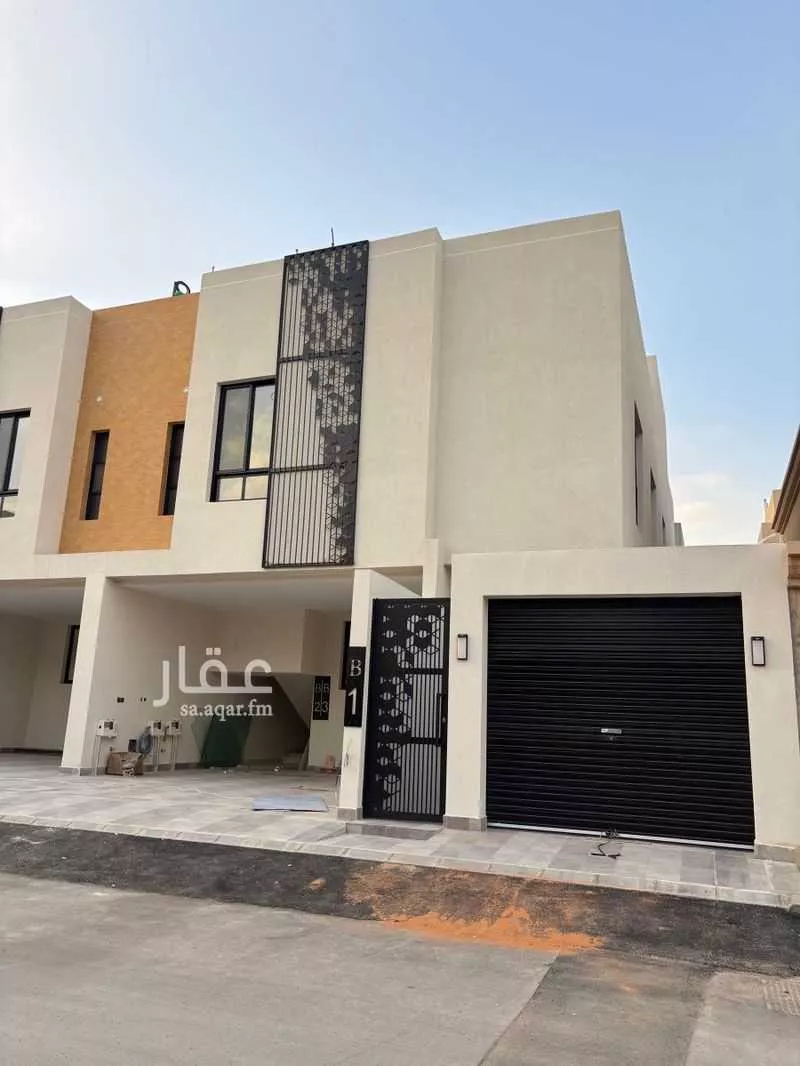 دور للبيع في شارع الحاتمية, حي الملقا, مدينة الرياض, منطقة الرياض 1 صورة