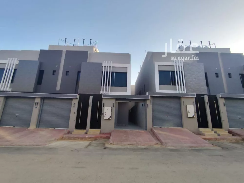 دور للبيع في شارع مالك بن الحارث, حي بدر, مدينة الرياض, منطقة الرياض 1 صورة