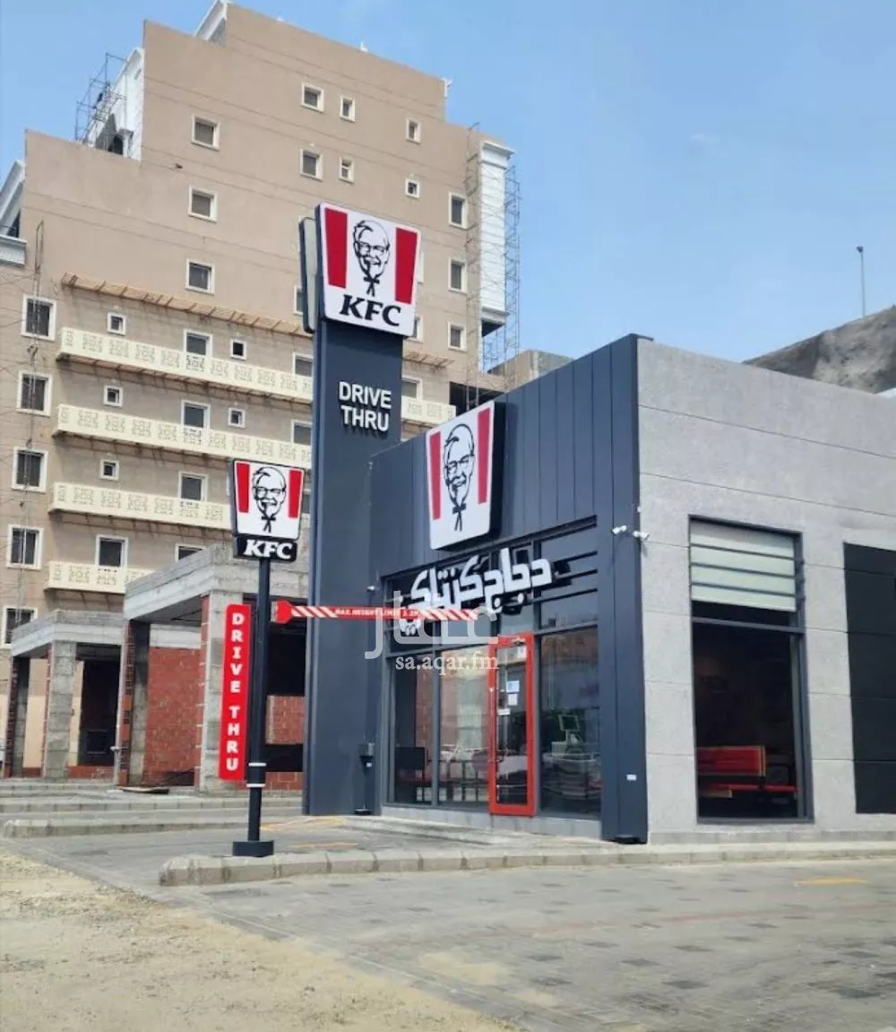 محل للإيجار في شارع شارع عتاب إبن أسيد رضى الله عنه, حي بطحاء قريش, مدينة مكه المكرمه, منطقة مكة المكرمة 1 صورة