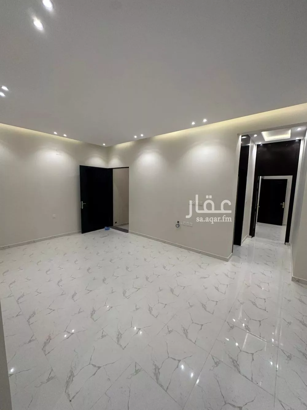 فيلا للإيجار في شارع الوادي الفارع, حي الجنادرية, مدينة الرياض, منطقة الرياض 1 صورة