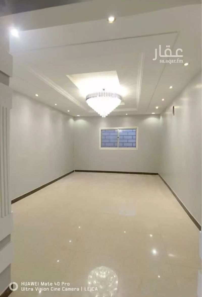 فيلا للبيع في شارع عبدالعزيز الأحيدب, حي الرمال, مدينة الرياض, منطقة الرياض 1 صورة