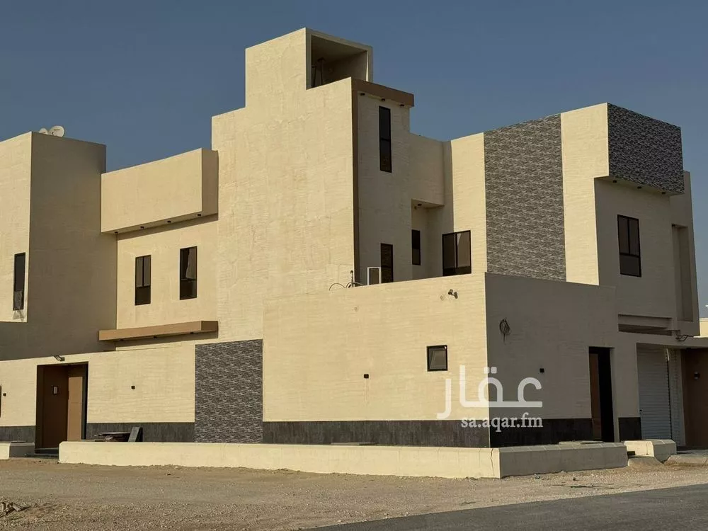 فيلا للبيع في شارع عبد الرحمن بن عبد القاري, حي المهندسين, مدينة الاحساء, المنطقة الشرقية 1 صورة