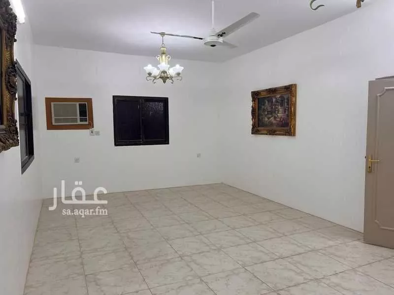 دور للإيجار في شارع القاضي الإشبيلي, حي الدار البيضاء, مدينة الرياض, منطقة الرياض 1 صورة