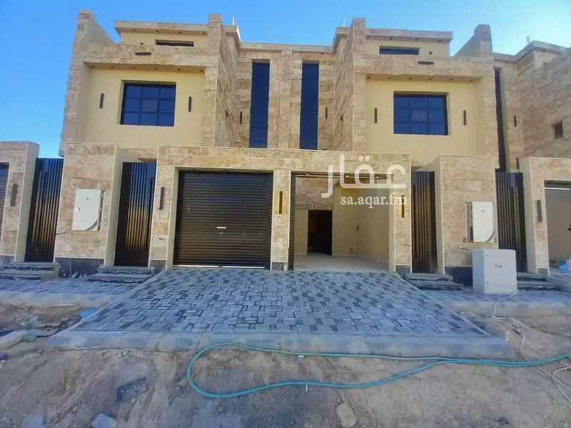 دور للبيع في شارع عباس عبدالجبار, حي العوالي, مدينة الرياض, منطقة الرياض 1 صورة
