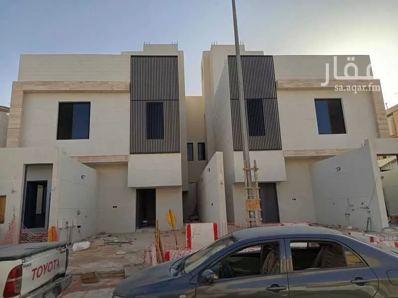 فيلا للبيع في شارع الرقمتان, حي العريجاء الغربي, مدينة الرياض, منطقة الرياض 1 صورة