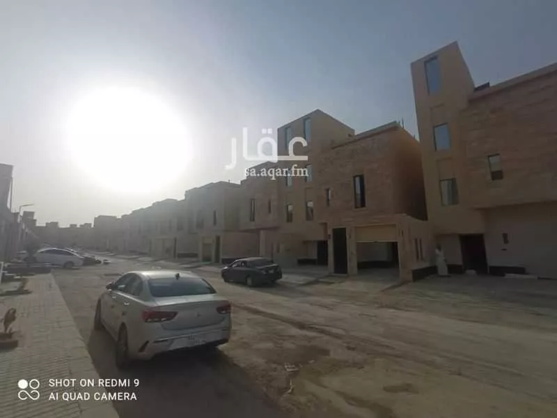 دور للبيع في شارع سلمان الراذاني, حي طويق, مدينة الرياض, منطقة الرياض 1 صورة