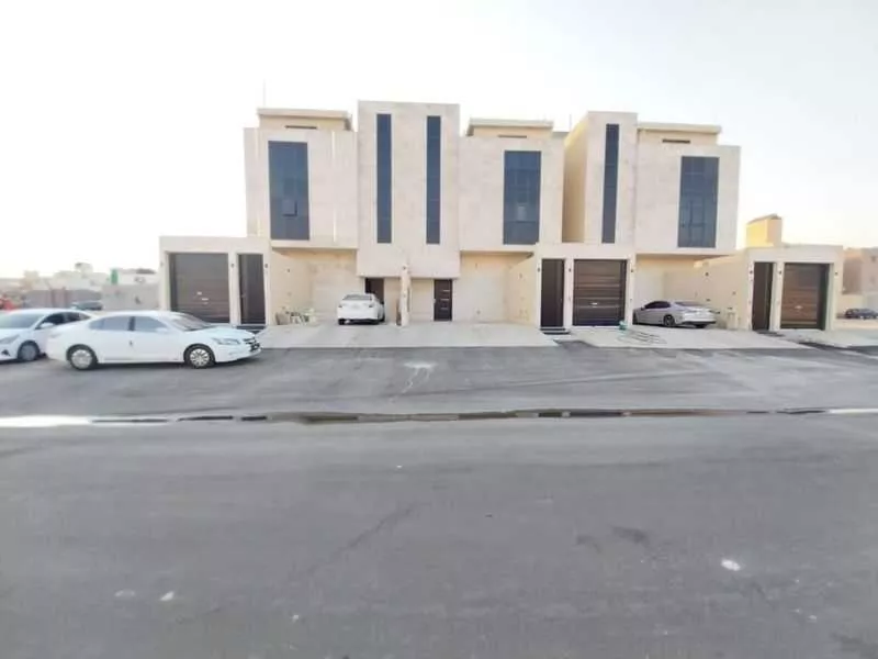 دور للبيع في شارع عثمان بن صدقة, حي طويق, مدينة الرياض, منطقة الرياض 1 صورة