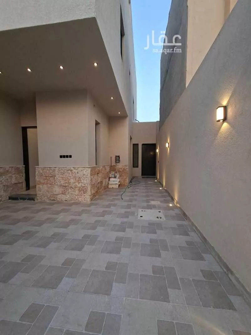 فيلا للبيع في شارع عبدالله الزمار, حي طويق, مدينة الرياض, منطقة الرياض 1 صورة